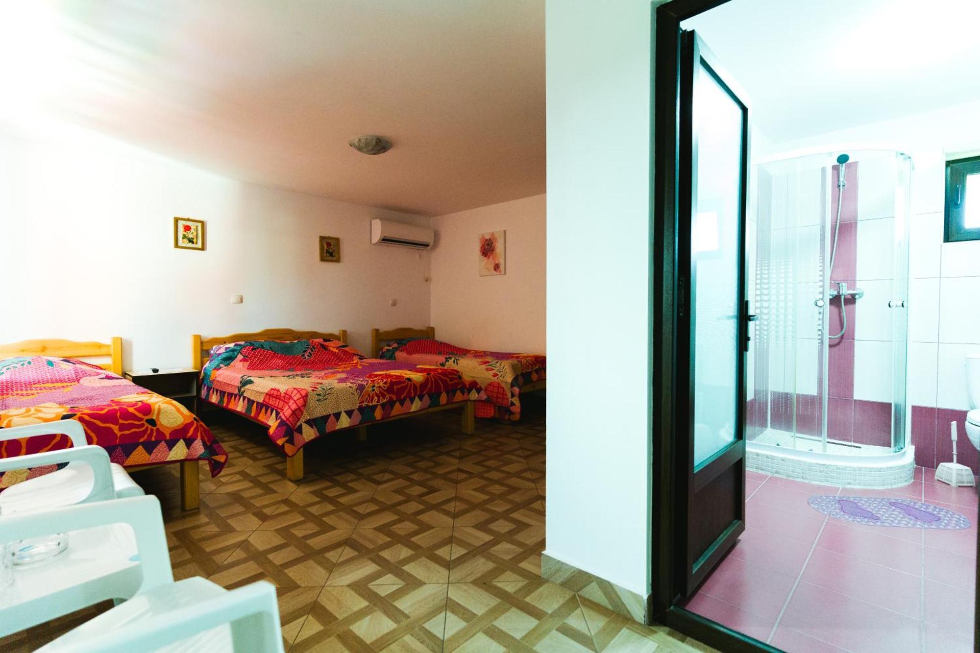 Casa Leahu Hotel Costinesti Buitenkant foto